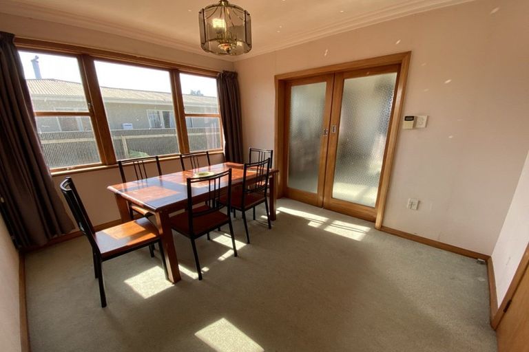 Photo of property in 141 College Street, Awapuni, Palmerston North, 4412