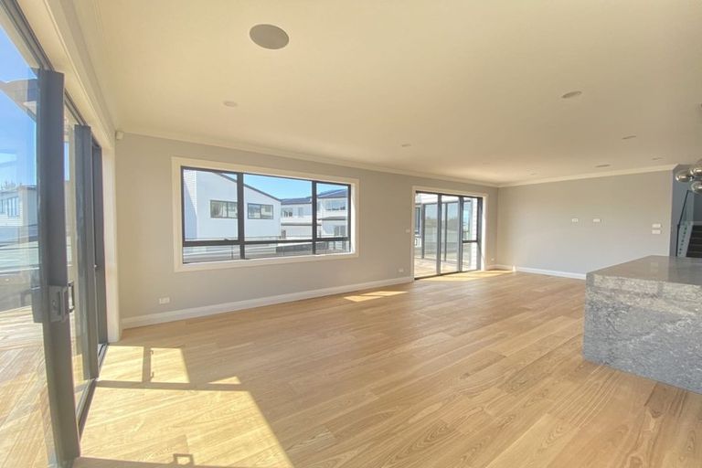 Photo of property in 1 Paikea Street, Albany Heights, Auckland, 0632