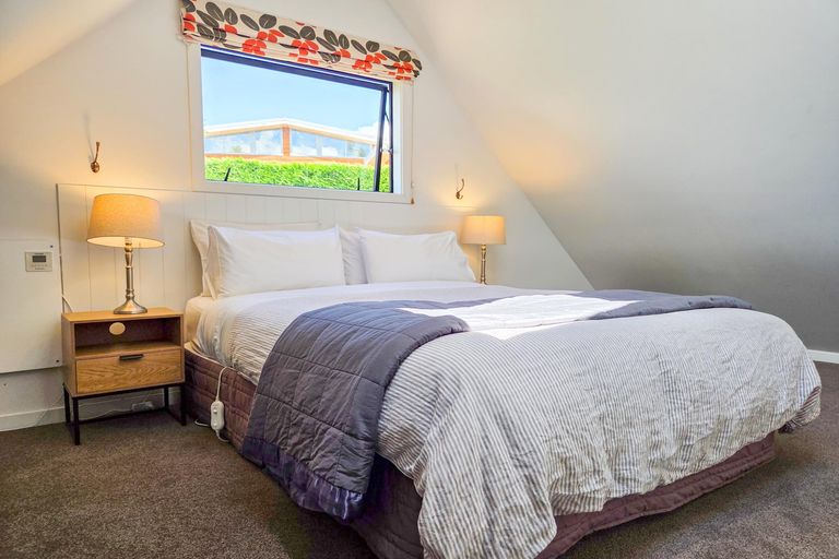 Photo of property in 17 D'archiac Drive, Lake Tekapo, 7999