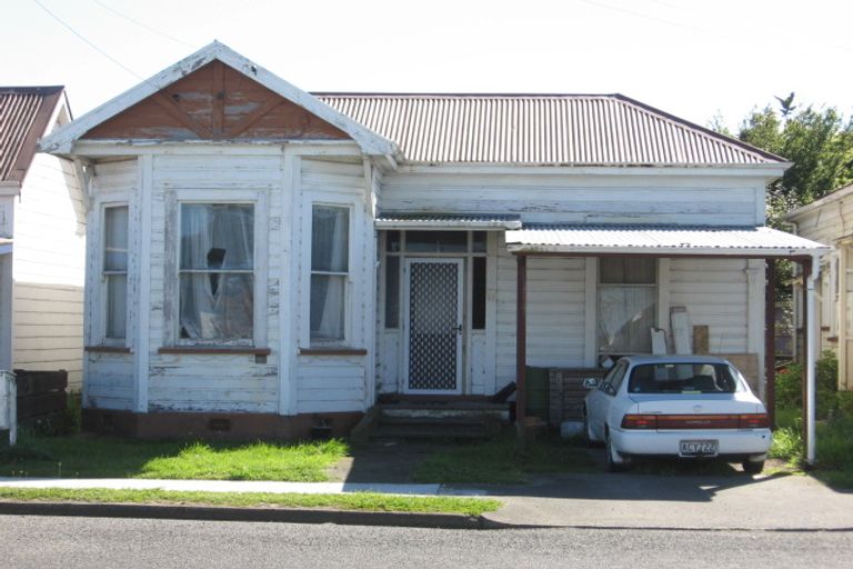Photo of property in 18 Niblett Street, Whanganui, 4500