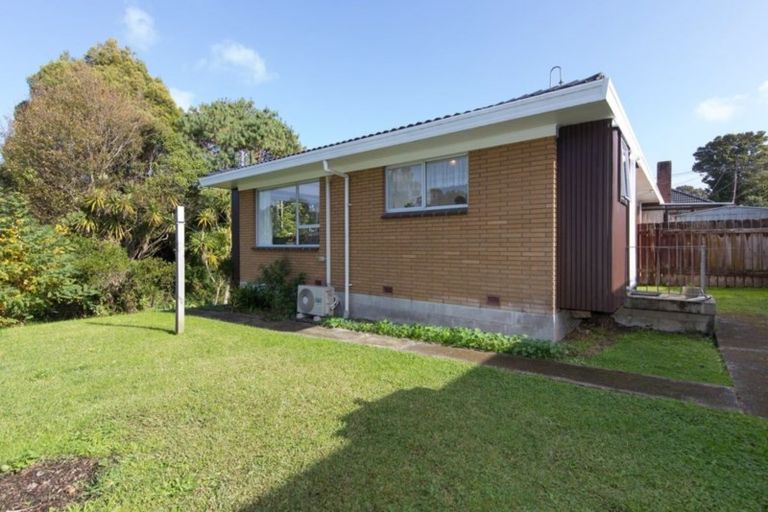Photo of property in 16c Karaka Street, Otaki Beach, Otaki, 5512
