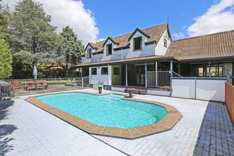 Photo of property in 15 Ritchie Place, Havelock North, 4130