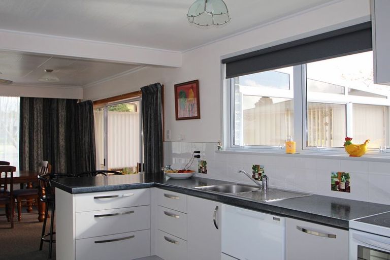 Photo of property in 7 Kenilworth Road, Oamaru North, Oamaru, 9400