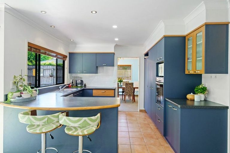 Photo of property in 4 Leanne Way, Waikanae Beach, Waikanae, 5036