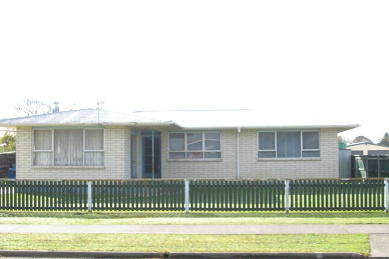 Photo of property in 54 Puriri Crescent, Edgecumbe, 3120