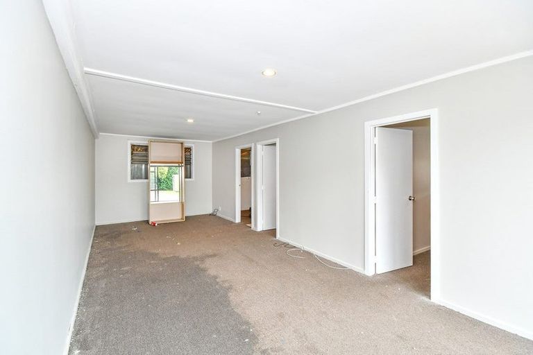 Photo of property in 9 Selsey Lane, Manurewa, Auckland, 2102