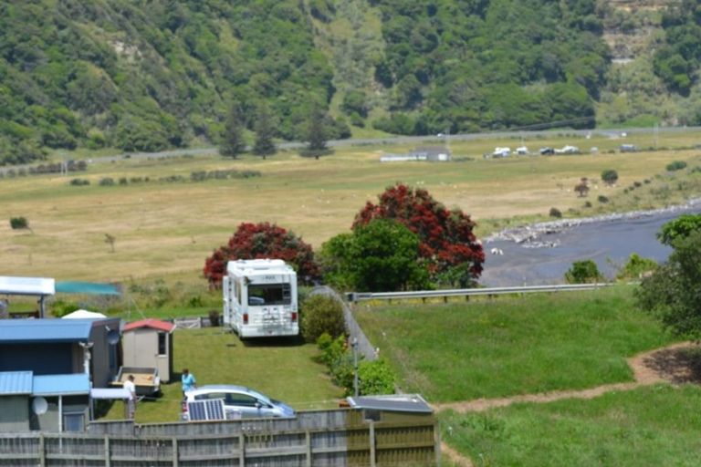 Photo of property in 59 North Street, Mokau, 4376