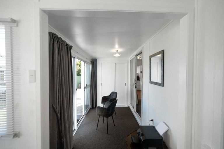 Photo of property in 11 Macdonald Street, Te Hapara, Gisborne, 4010