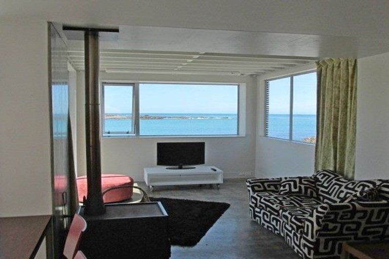 Photo of property in 72a Owhiro Bay Parade, Owhiro Bay, Wellington, 6023