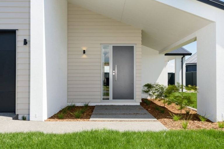 Photo of property in 24 Blacklock Road, Pyes Pa, Tauranga, 3112