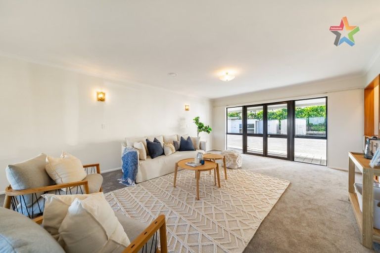 Photo of property in 80 Greenwood Boulevard, Otaki, 5512