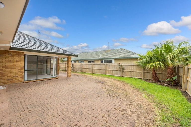 Photo of property in 119 Burswood Drive, Burswood, Auckland, 2013