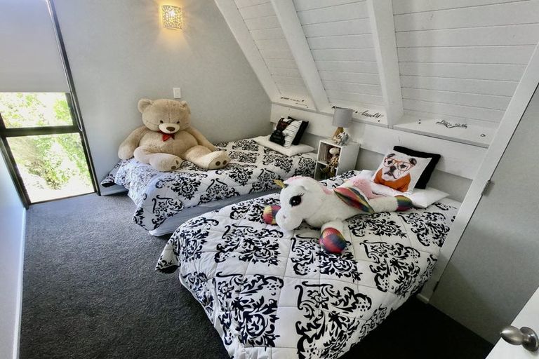 Photo of property in 18 Ngahere Drive, Horahora, Whangarei, 0110