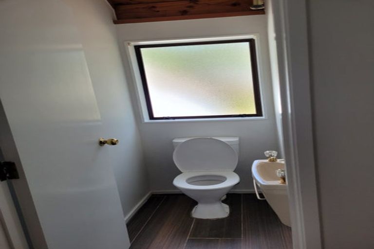 Photo of property in 64b Pleasant Road, Glen Eden, Auckland, 0602