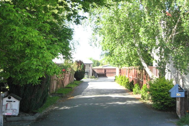 Photo of property in 10b Strack Place, Redwood, Christchurch, 8051