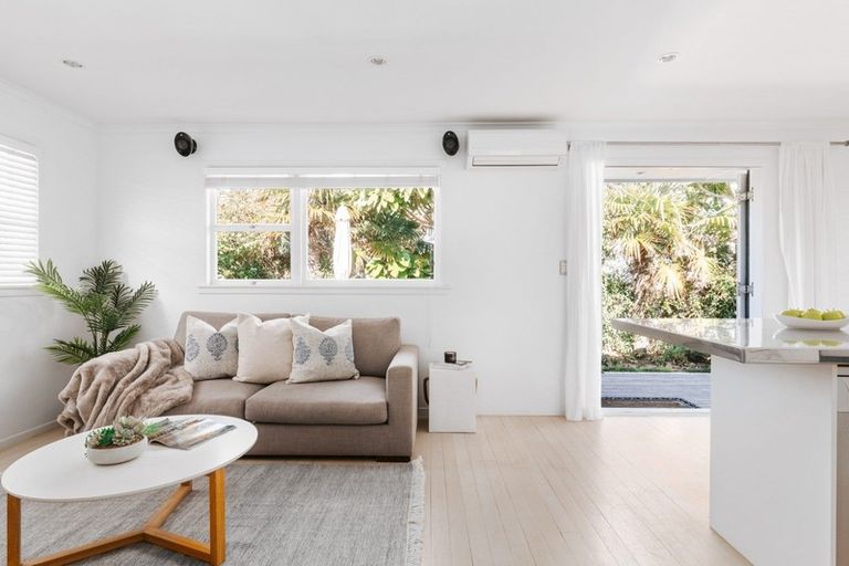 Photo of property in 5 Ngarata Avenue, Mount Maunganui, 3116