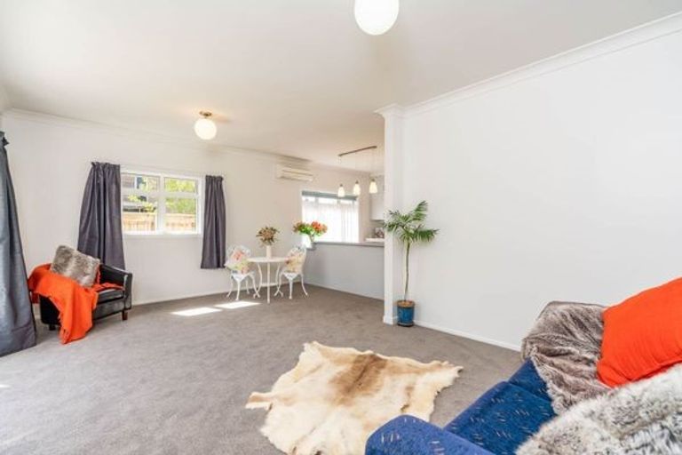 Photo of property in 1 Douglas Street, Kensington, Whangarei, 0112