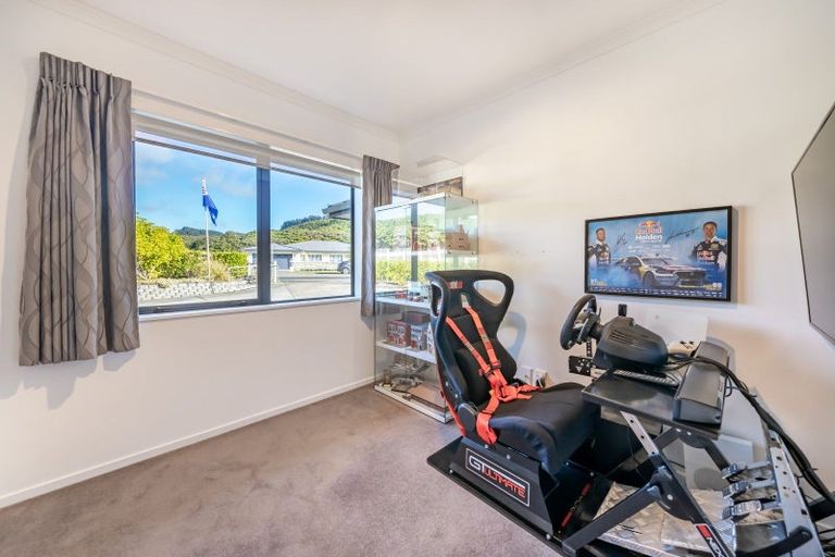 Photo of property in 76 Kirton Drive, Riverstone Terraces, Upper Hutt, 5018