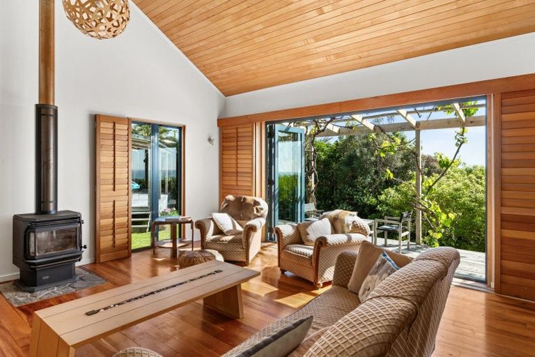 Photo of property in 197 Harper Road, Waimarama, Havelock North, 4294