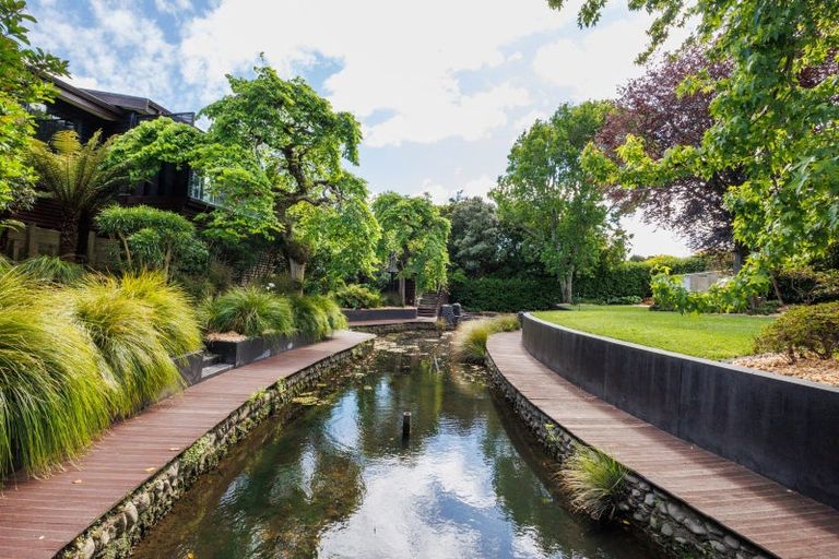 Photo of property in 27a Phoenix Avenue, Hokowhitu, Palmerston North, 4410