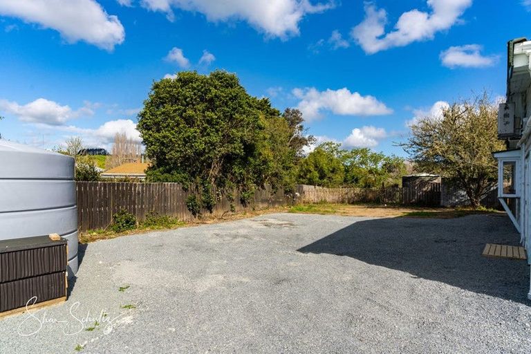 Photo of property in 12 Franklin Road, Paparoa, 0571