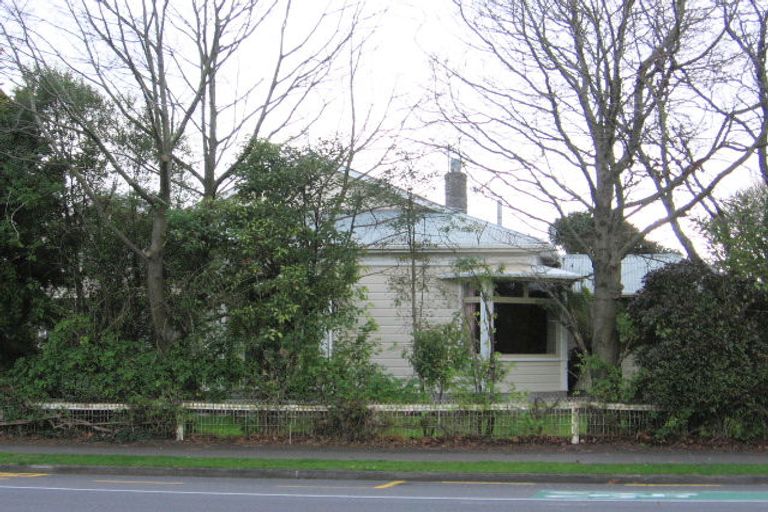 Photo of property in 377 College Street, Hokowhitu, Palmerston North, 4410