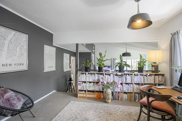 Photo of property in 76 Khandallah Road, Ngaio, Wellington, 6035