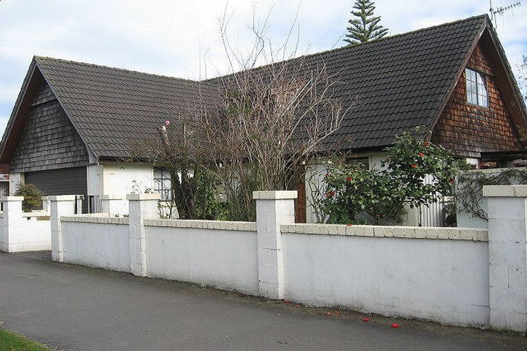 Photo of property in 311 College Street, West End, Palmerston North, 4410