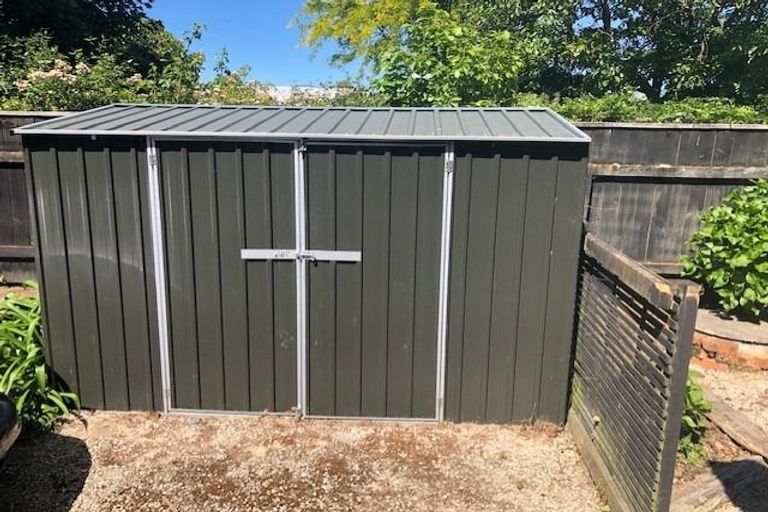 Photo of property in 40 Main Street, Greytown, 5712