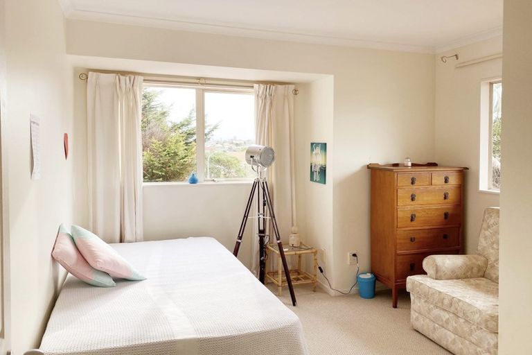 Photo of property in 25 Bronte Place, Somerville, Auckland, 2014