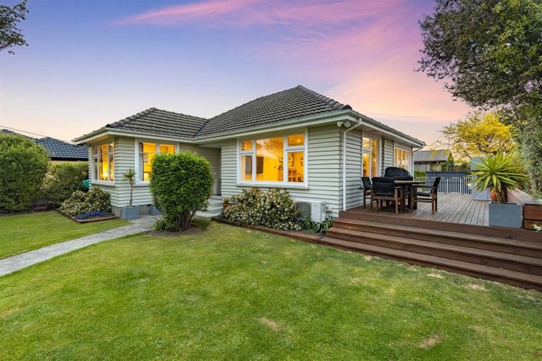 Photo of property in 1/2 Moreland Avenue, Papanui, Christchurch, 8053