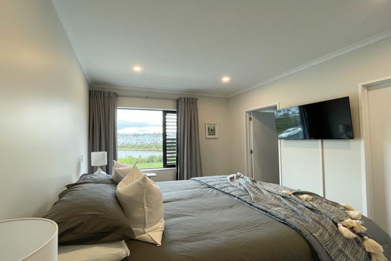 Photo of property in 41 Koura Drive, Red Beach, 0932