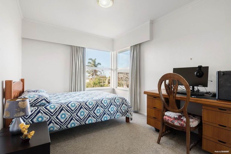 Photo of property in 157 Coronation Road, Hillcrest, Auckland, 0627