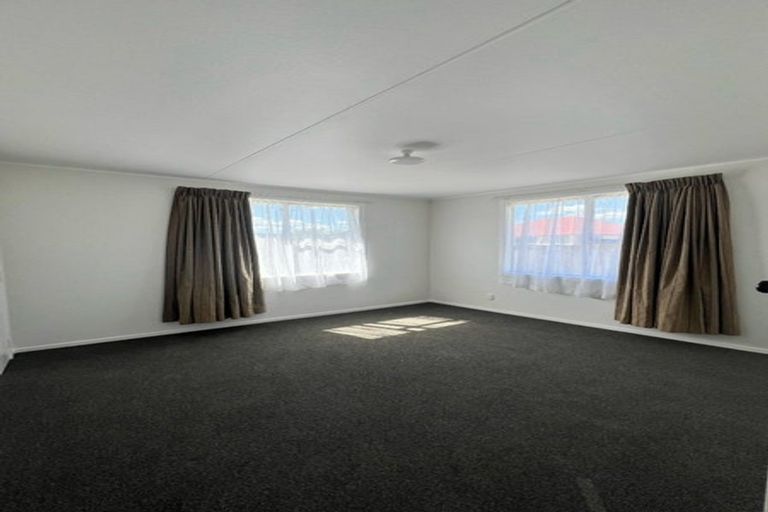 Photo of property in 6 Perry Place, Bader, Hamilton, 3206