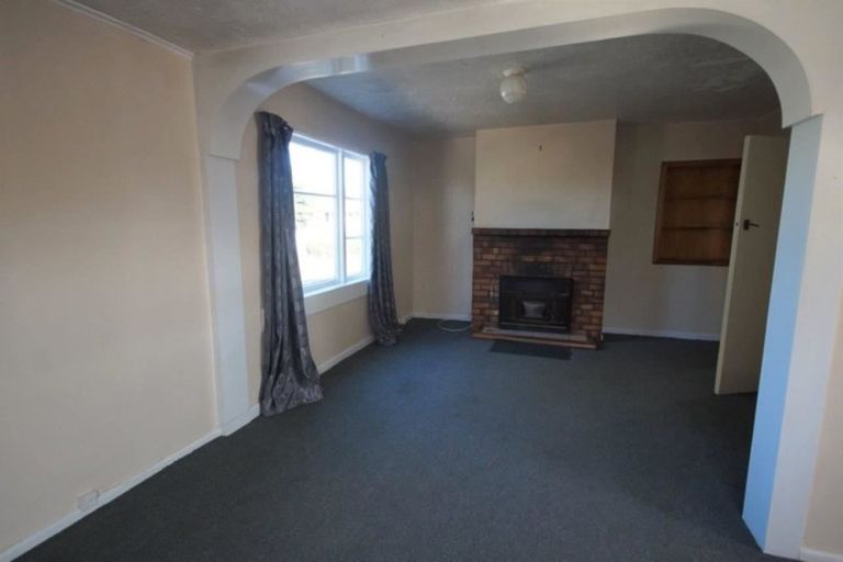 Photo of property in 17 Montrose Avenue, Culverden, 7392