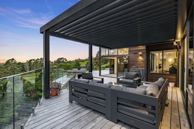 Photo of property in 260 Wairere Road, Waitakere, Henderson, 0782