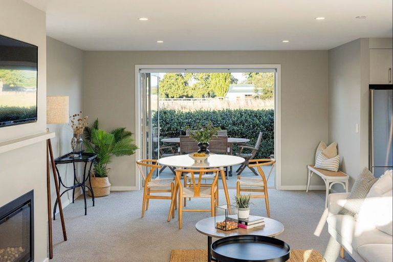 Photo of property in 4 Tucker Close, Leamington, Cambridge, 3432