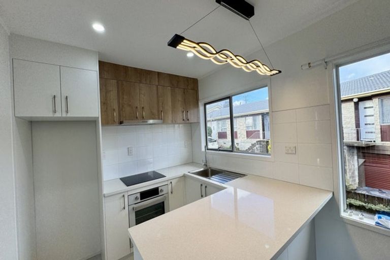 Photo of property in 5/26 Arawa Street, New Lynn, Auckland, 0600