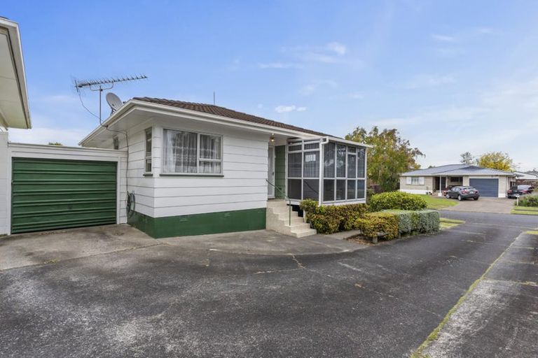 Photo of property in 1/6 Honey Place, Weymouth, Auckland, 2103