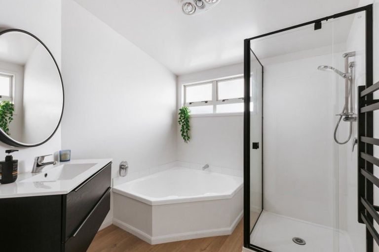 Photo of property in 29 Oriental Parade, Papamoa Beach, Papamoa, 3118