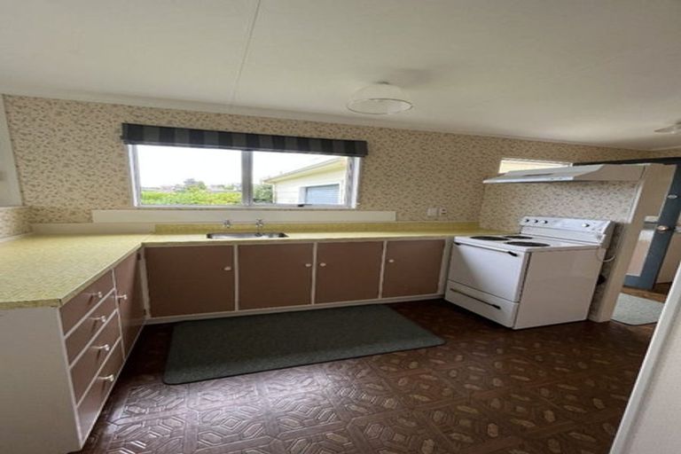 Photo of property in 1/5 Shera Street, Acacia Bay, Taupo, 3330