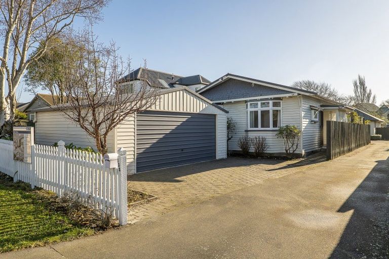 Photo of property in 139 Saint Martins Road, Saint Martins, Christchurch, 8022