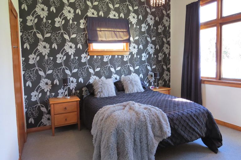 Photo of property in 292 High Street South, Carterton, 5713