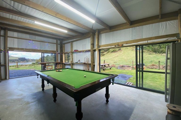 Photo of property in 177 Te Mahoe Road, Mokau, 4376