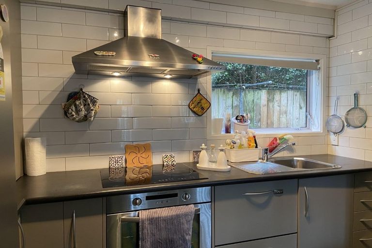 Photo of property in 5/134 Calliope Road, Stanley Point, Auckland, 0624