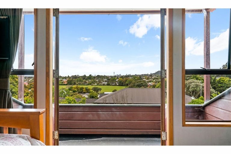 Photo of property in 7a Akarana Avenue, Mount Roskill, Auckland, 1041