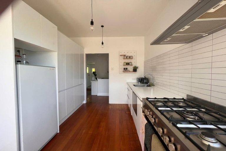 Photo of property in 122 Rolla Street, Normanby, Dunedin, 9010