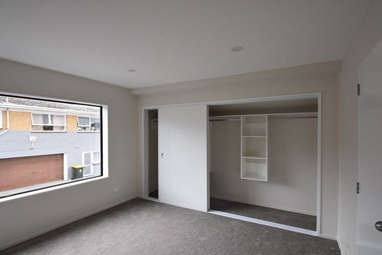 Photo of property in 39c Russell Road, Manurewa, Auckland, 2102