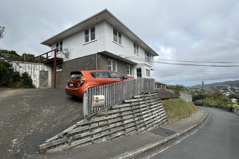 Photo of property in 12 Huntingdon Street, Northland, Wellington, 6012
