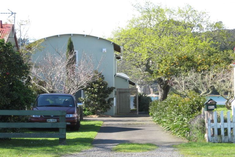Photo of property in 92 Albert Street, Whitianga, 3510